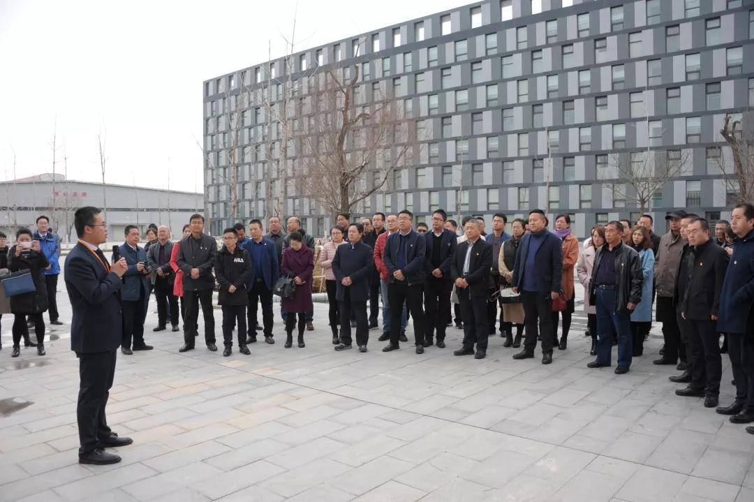 甘肃省第三期党建强、发展强非公经济工作能力提升培训班参观兰州新区“拉斯维加斯游戏3499三厂” 项目