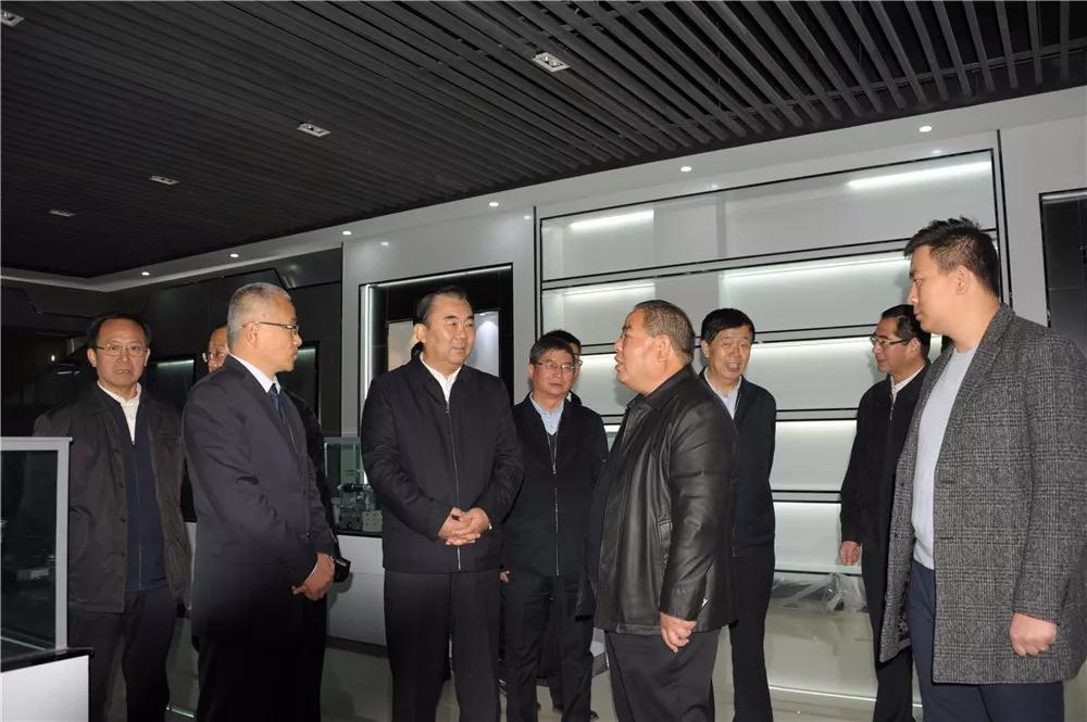 甘肃省委统战部部长马廷礼一行莅临兰州新区“拉斯维加斯游戏3499三厂项目”参观考察